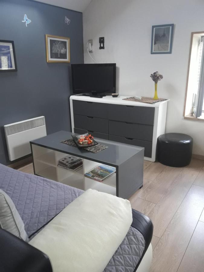 Fee Maison With Love Appartement Cuissai 외부 사진